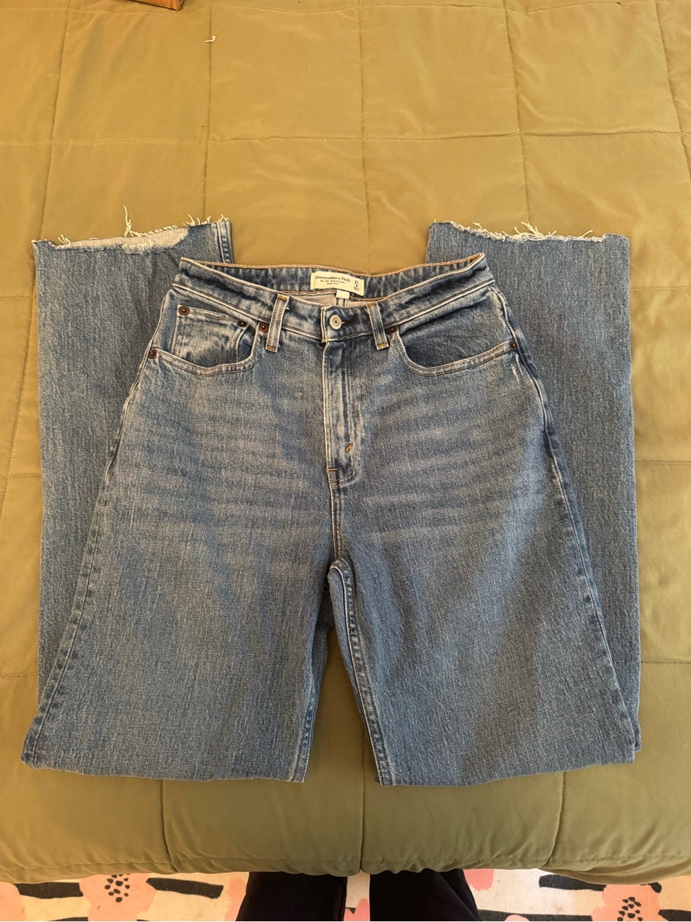 Abercrombie & Fitch High-Rise 90s  relaxed Women’s Jeans